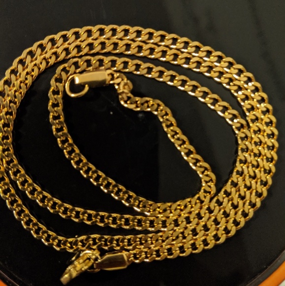 🖤 Devil Shape Pendant & 20" Cuban Chain - Picture 8 of 8